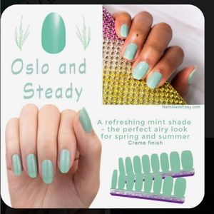 Color Street Nails - Oslo and Steady